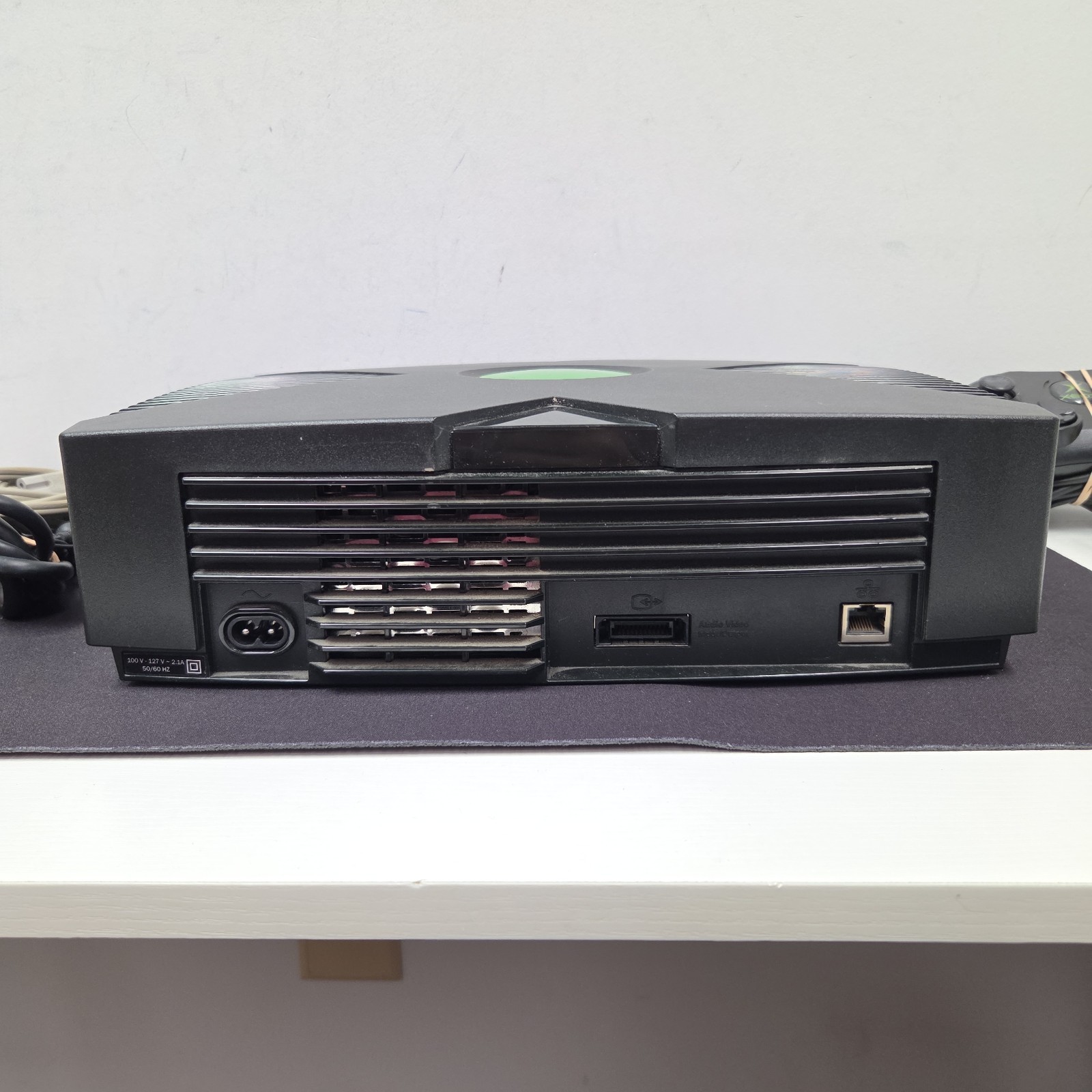 Original Microsoft Xbox System With Controller & Cables TESTED