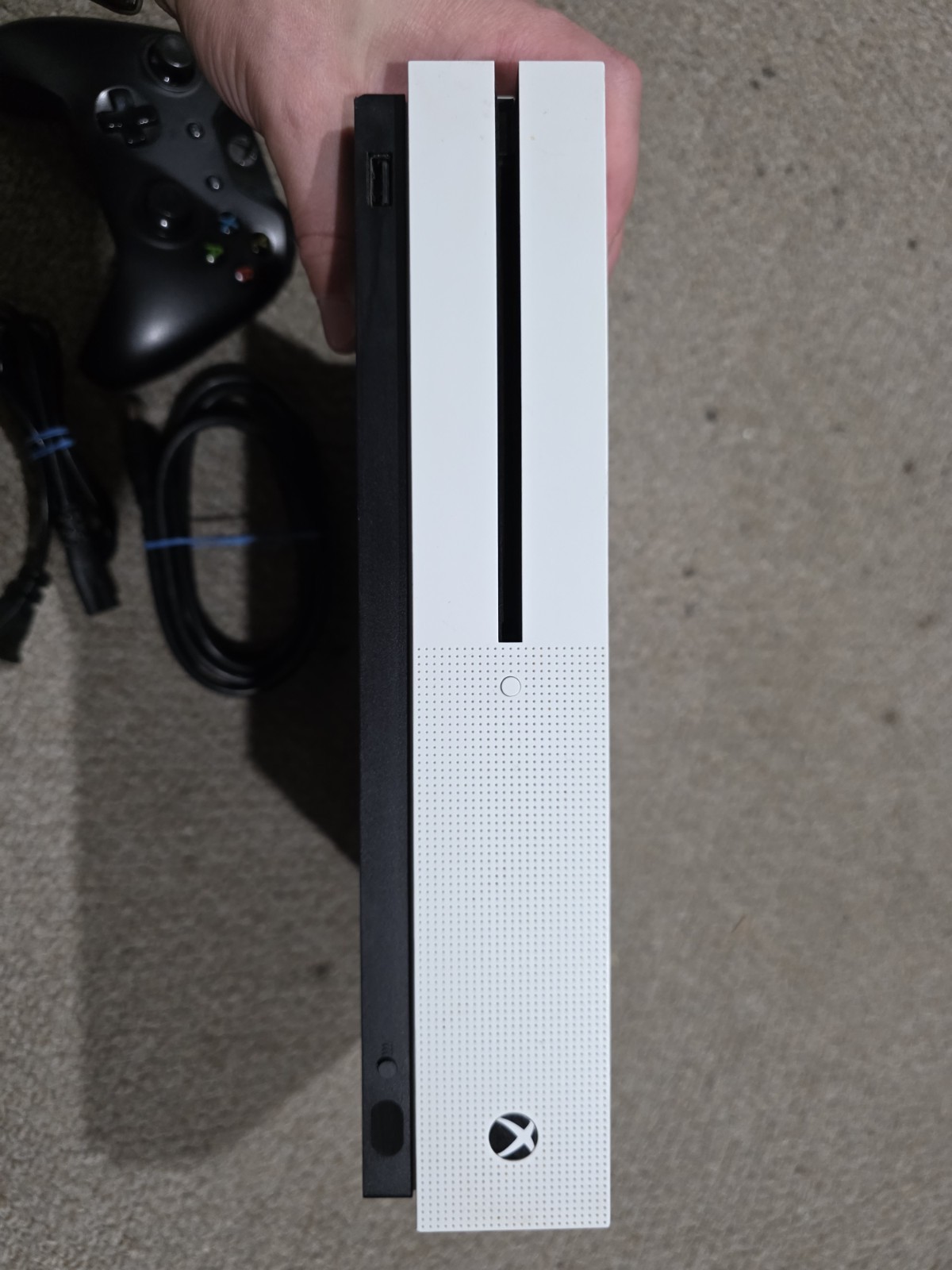Xbox One S 500GB Model 1681 Console Bundle With 1 Controller – Tested- Working
