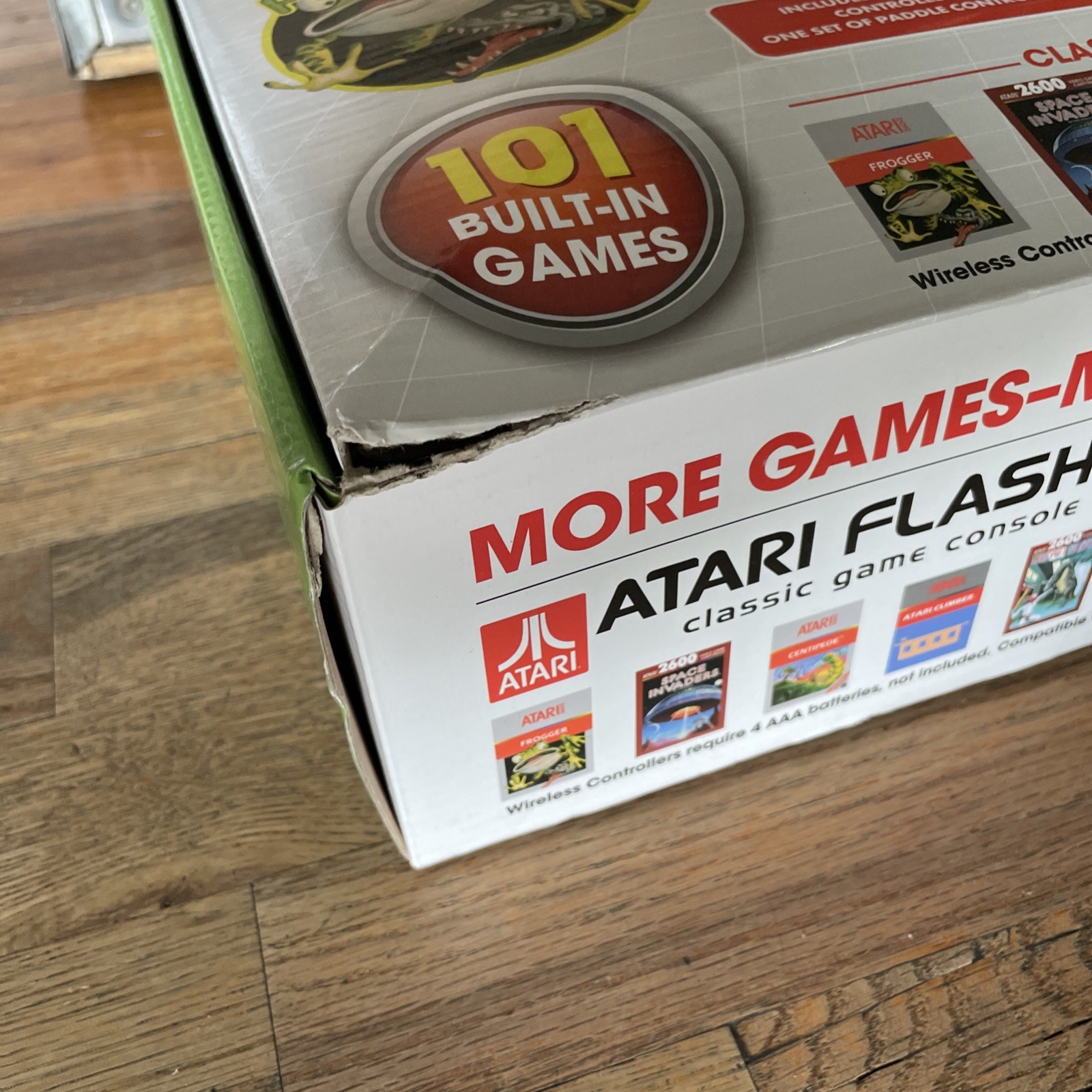Atari Flashback 7 Classic Game Console Deluxe 101 Games + Paddles Original Box