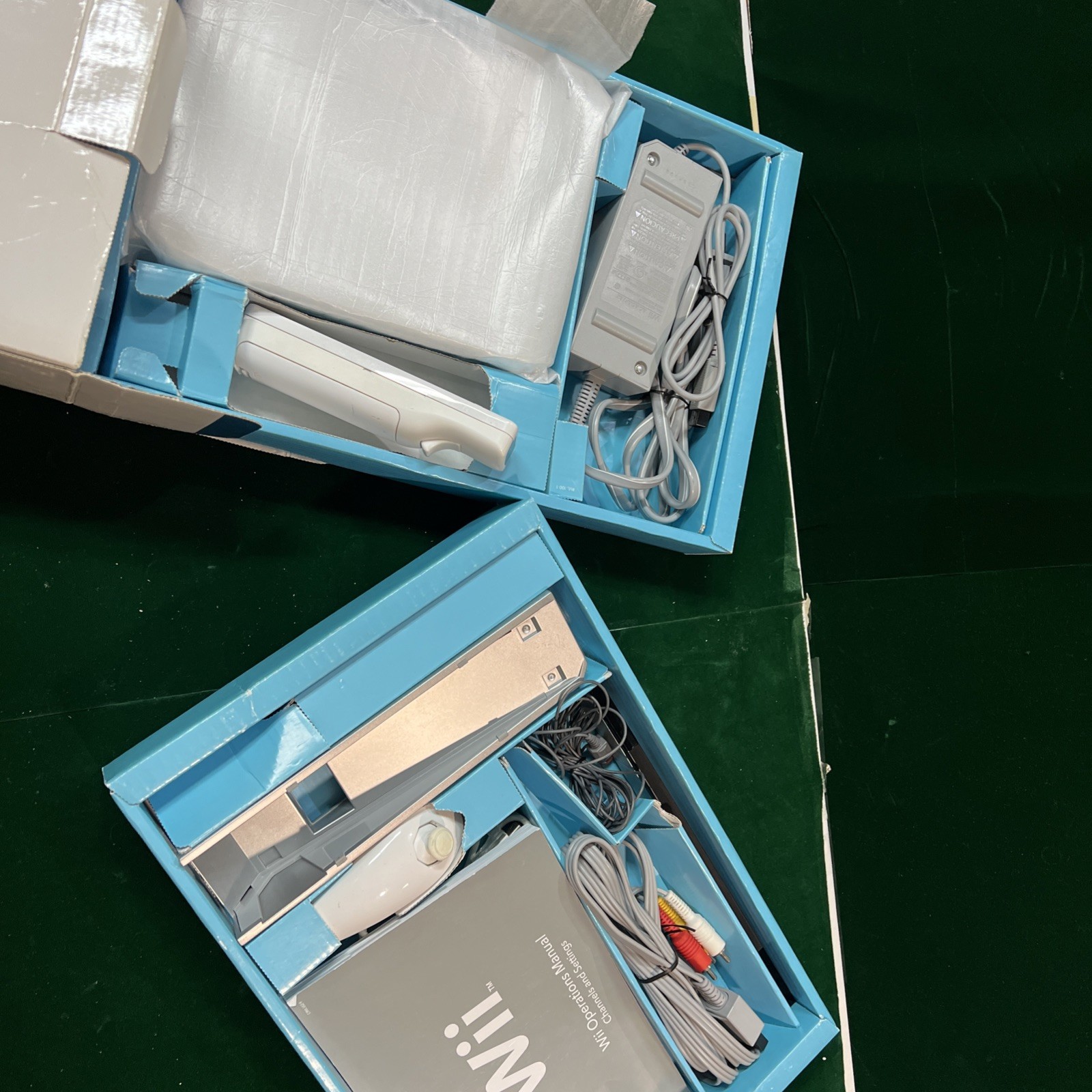 Nintendo Wii Sports Console (White) Wii System Bundle Open Box