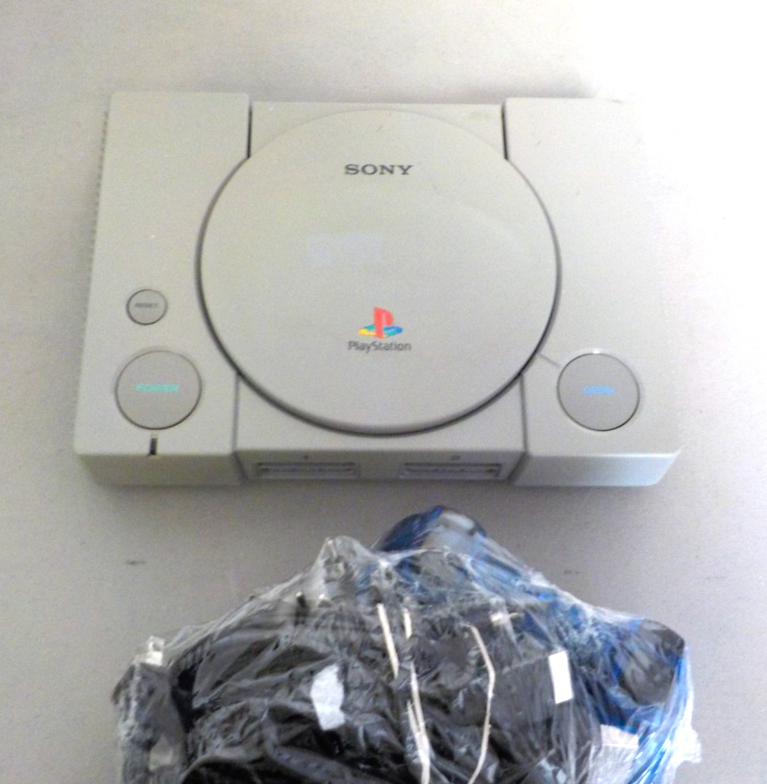 Sony PlayStation 1 Gray Console SCPH-750 W/ Controller , Cords – FREE SHIPPING