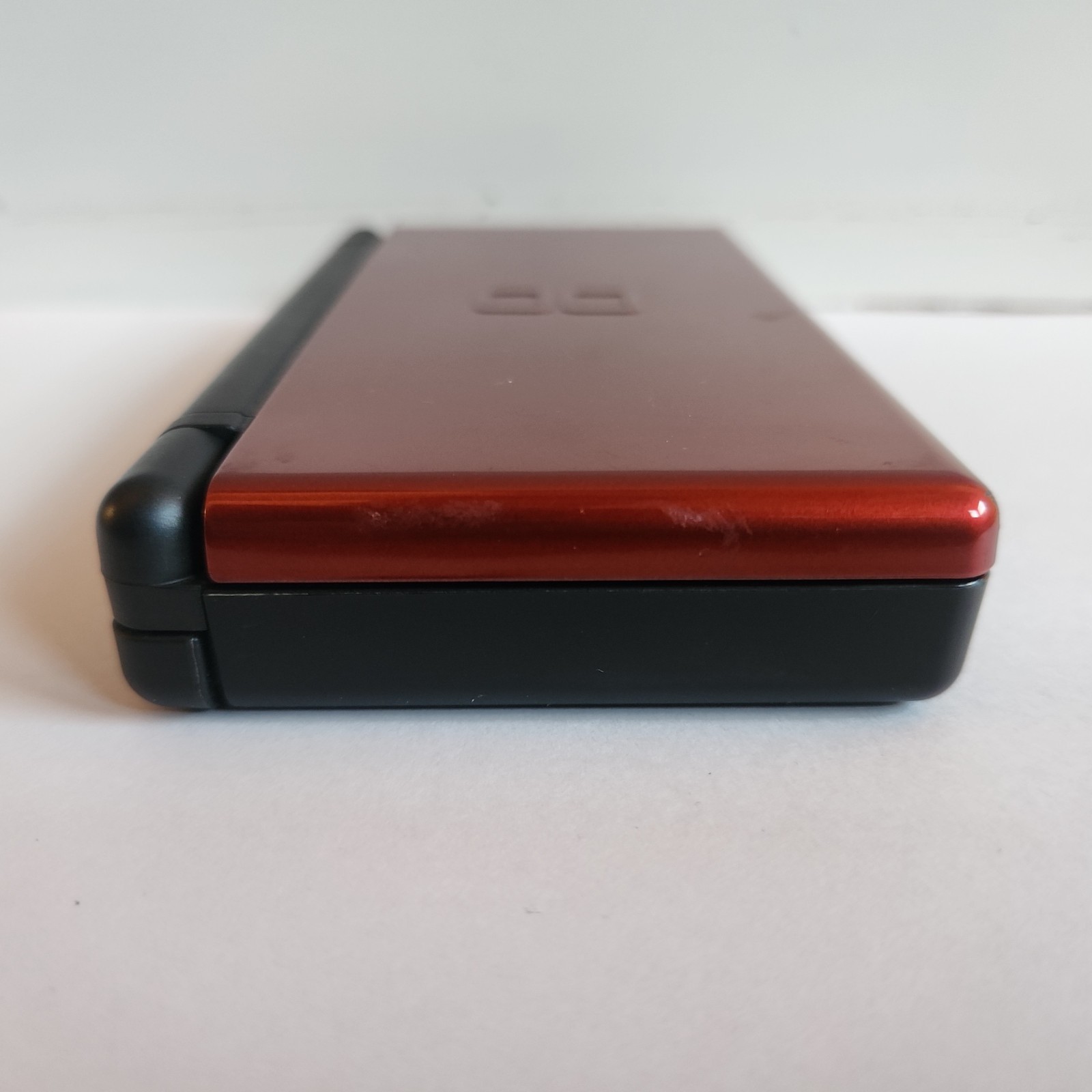 Nintendo DS Lite Red/Black boxed /w insert, manuals and accessories – Aust model