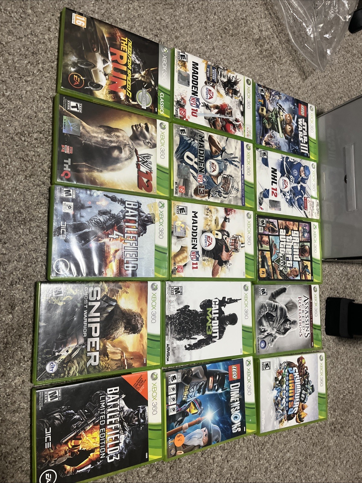 Microsoft Xbox 360 S Black 4GB Kinect Bundle with 15 Games Original Box & Cords