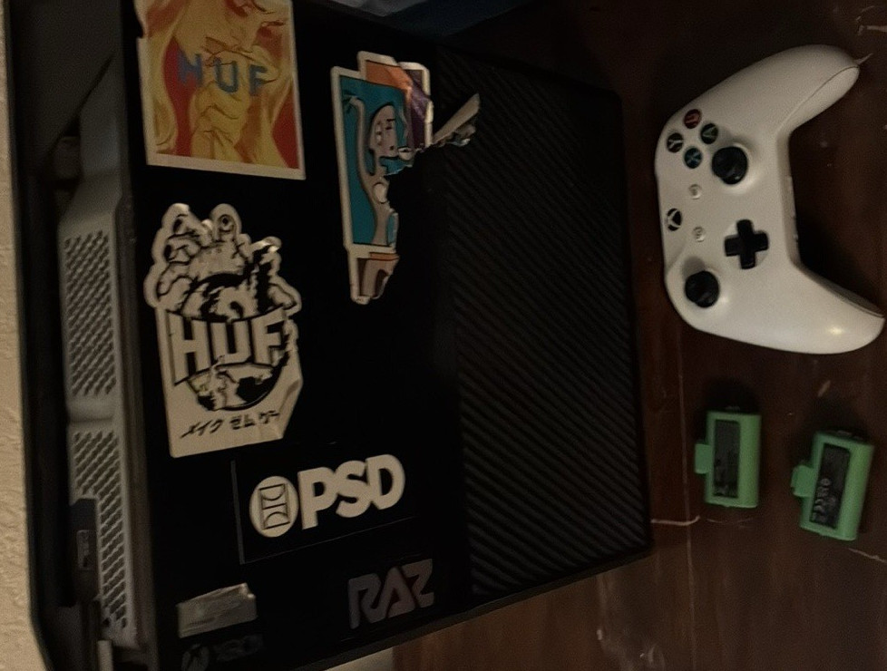 Microsoft Xbox One Black Console Wi-Fi HDMI USB with Wireless Controller