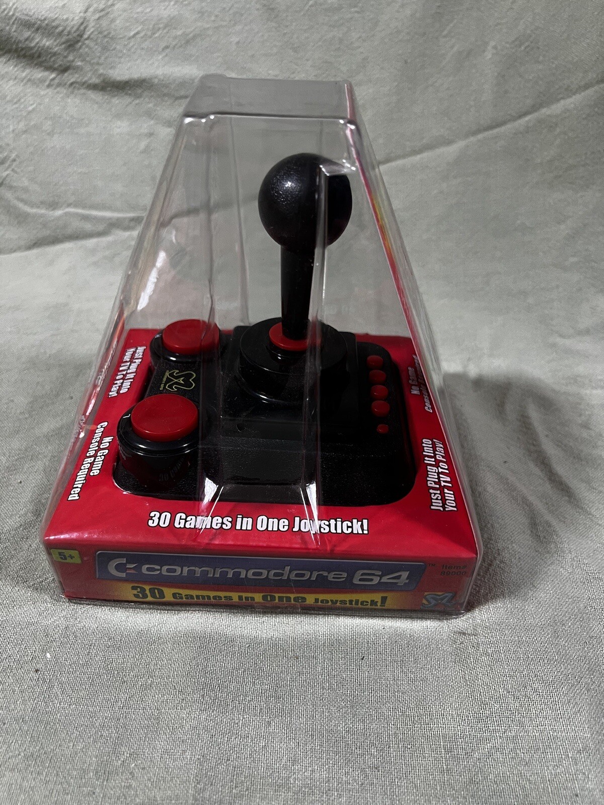 Commodore 64 C64 – 30 Games In One – Plug N Play Joystick