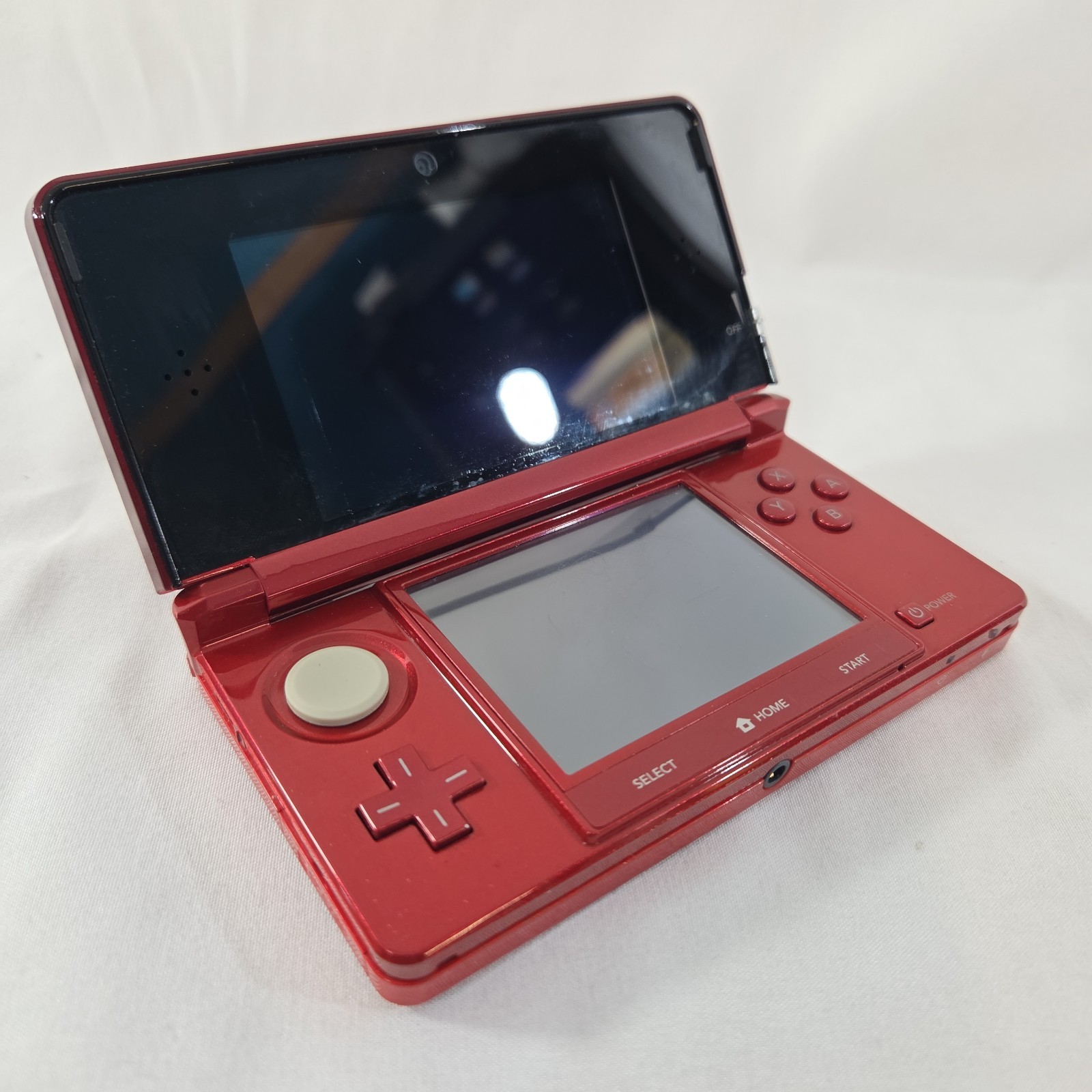 Nintendo 3DS Handheld System – Flame Red With Charger + 2GB SD CARD CTR-001