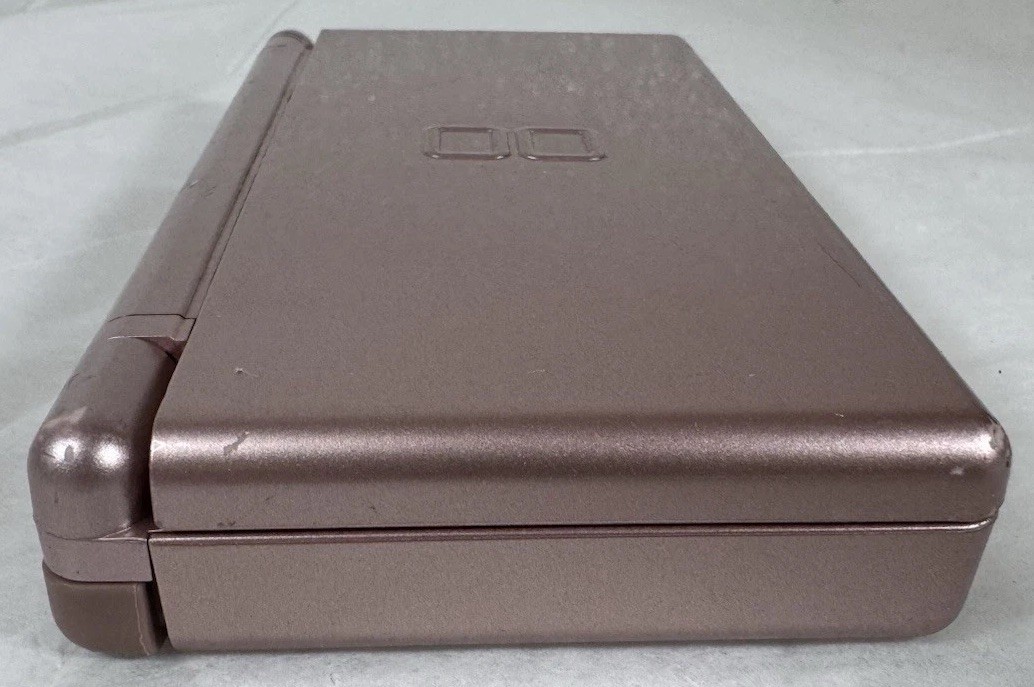 Nintendo DS Lite Metallic Rose Pink Charger GBA Dust Cover Stylus