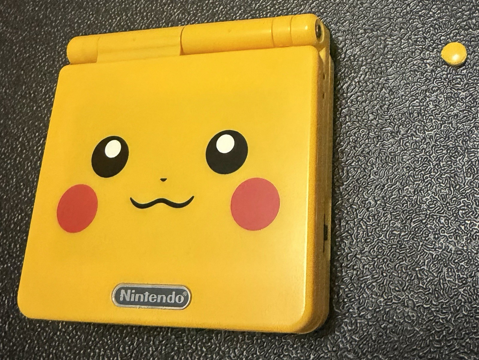 Pikachu Edition Pokemon Yellow Nintendo Game Boy Advance SP GBA SP + Charger