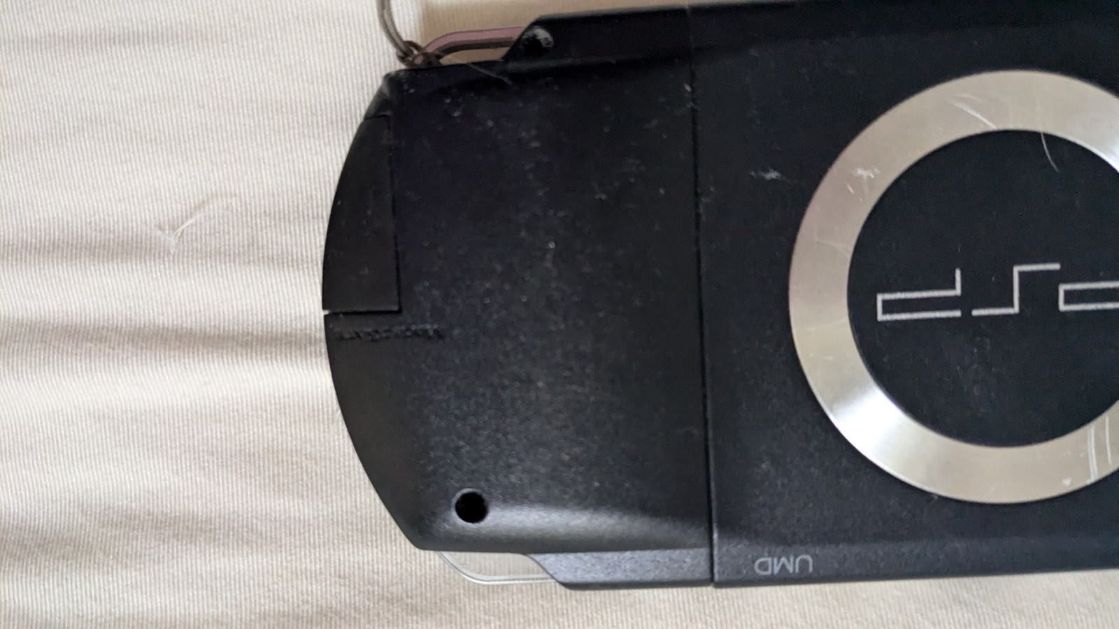 Sony PSP Go PSP-1001 PlayStation Portable – Black