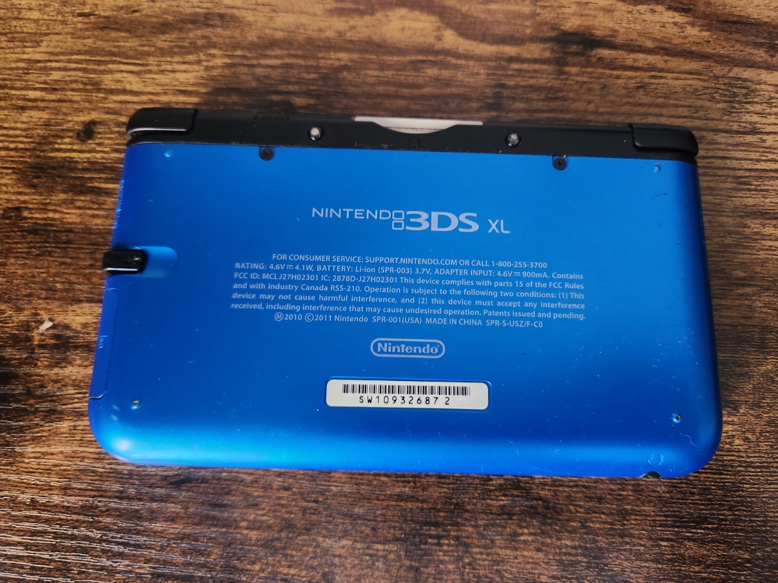Nintendo 3DS XL Blue with Super Mario 3D Land