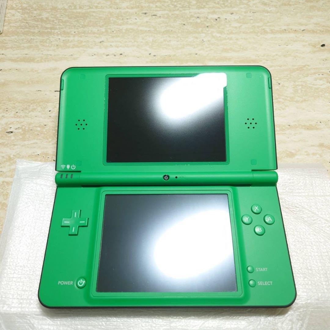 Nintendo DSi LL Green Complete in Box CIB Excellent Condition SD Card 6987