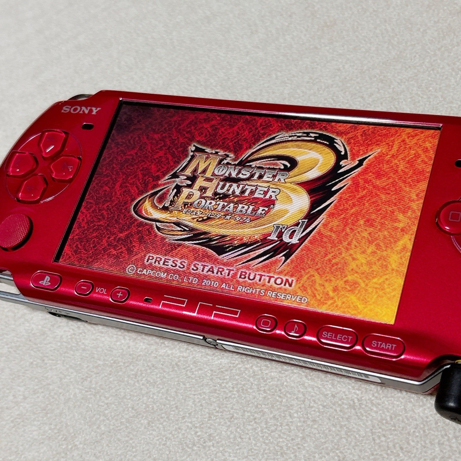 Sony PSP 3000 Radiant Red PSP-3000 RR Boxed Tested Working 4GB Memory Card