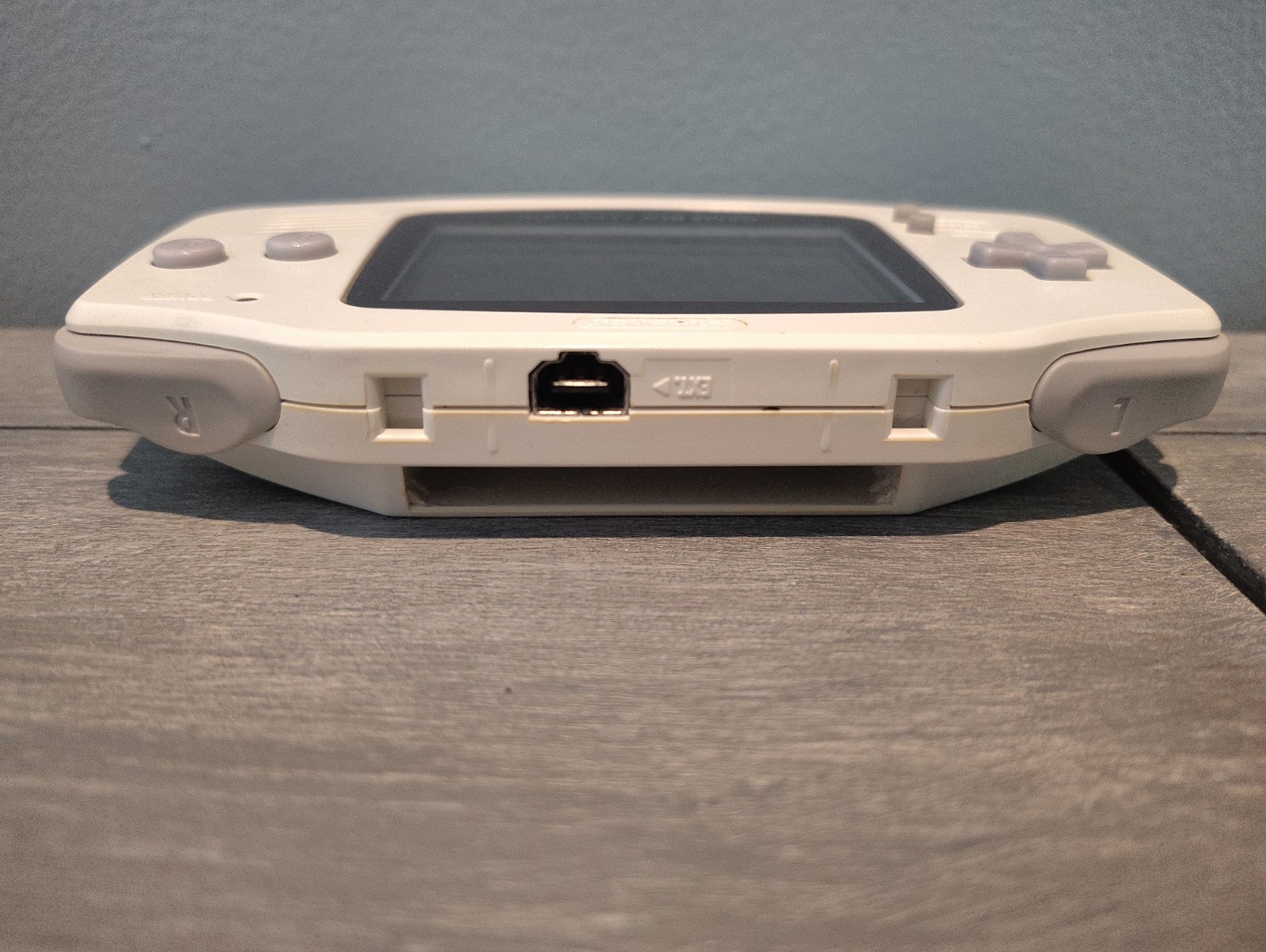 GAME BOY ADVANCE WHITE CONSOLE COMPLETE CIB Authentic Tested/Region Free