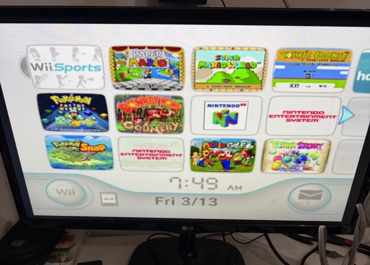 Nintendo Wii Console CIB GameCube Compatible Wii Sports Game Tested Complete