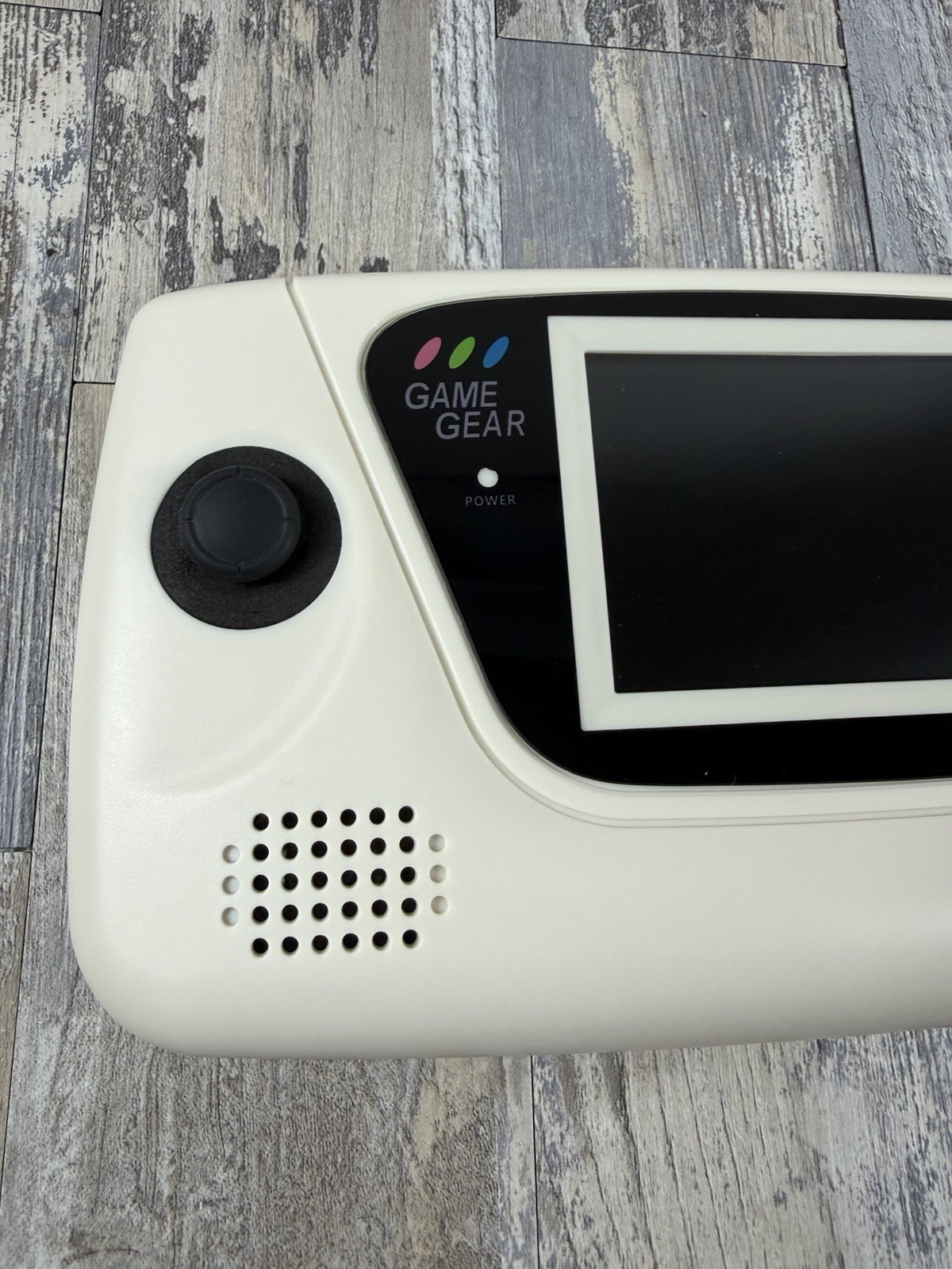 SEGA Game Gear White Recapped With LCD Screen Upgrade Bundle With Games Tested