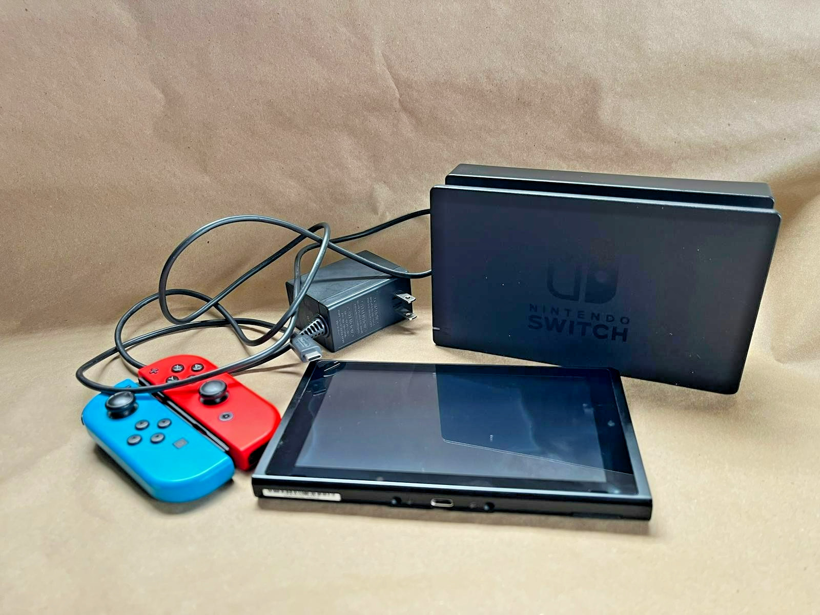 Nintendo Switch V1 UNPATCHED Console Bundle HAC-001(-01) – Used Good Condition