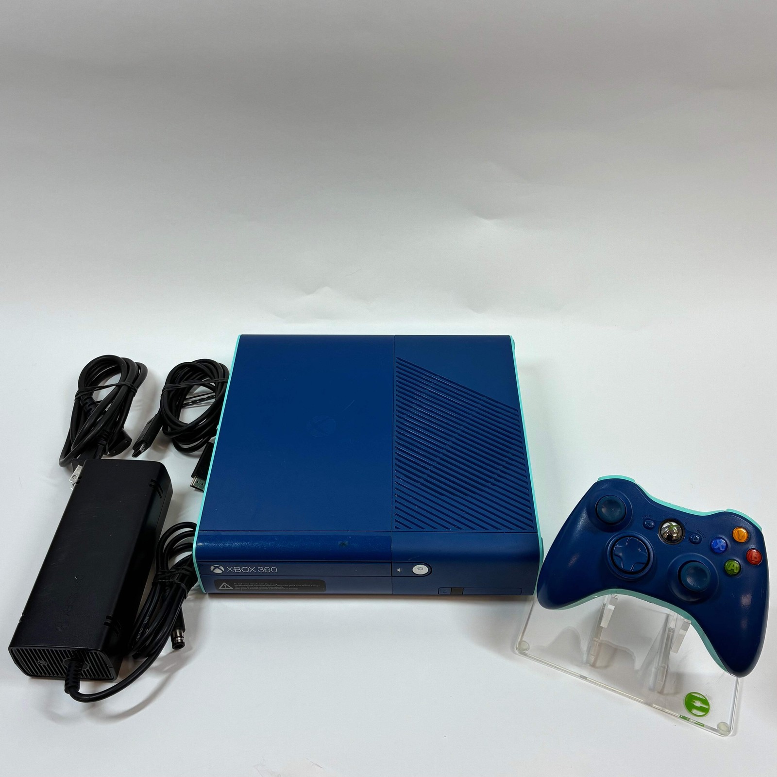 Microsoft Xbox 360 E 500GB Console Gaming System 1538 Blue Call Of Duty Edition