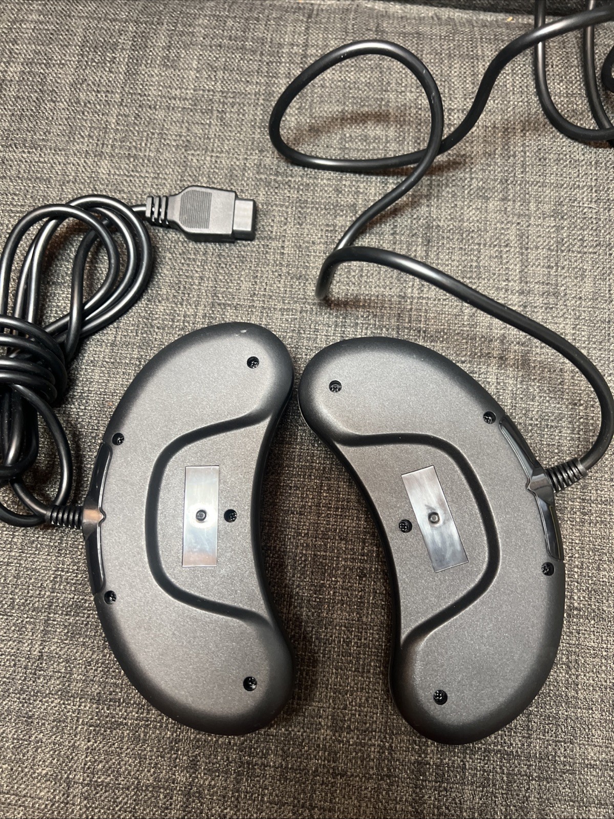 AtGames Sega Genesis Classic controllers