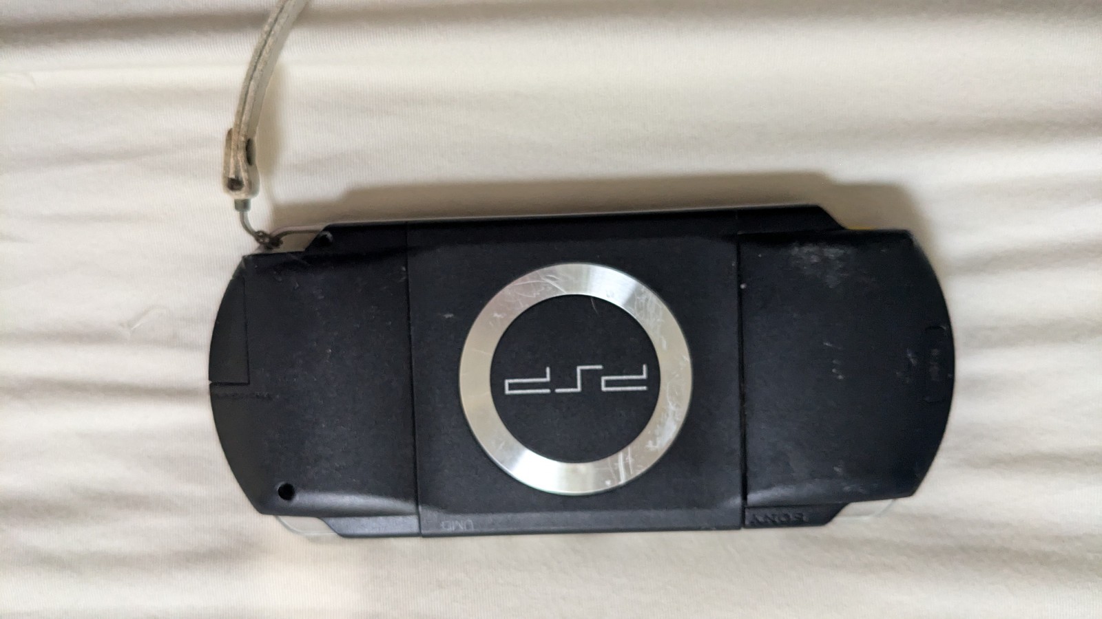 Sony PSP Go PSP-1001 PlayStation Portable – Black