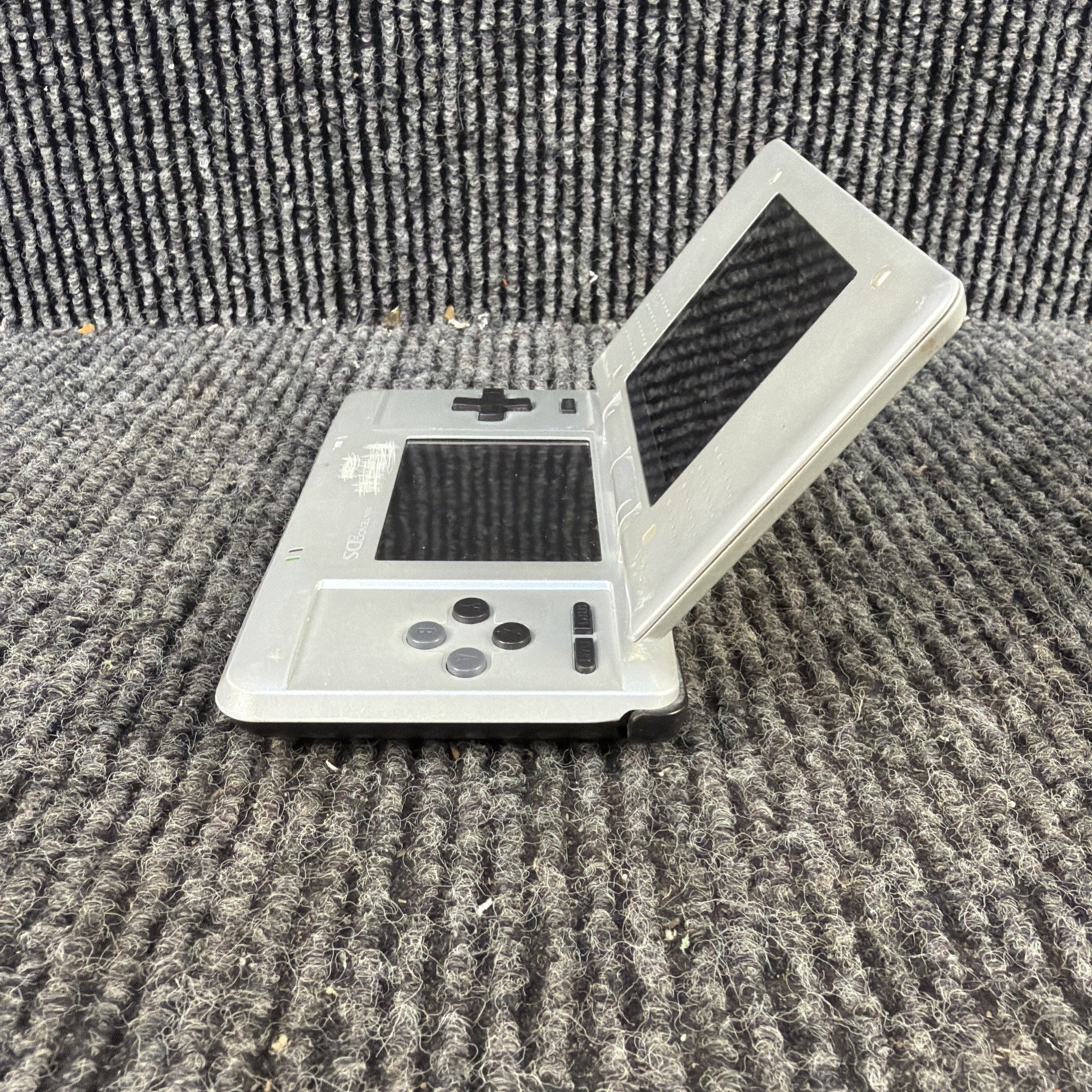 Nintendo DS Original NTR-001 Titanium Silver Handheld Console System Tested