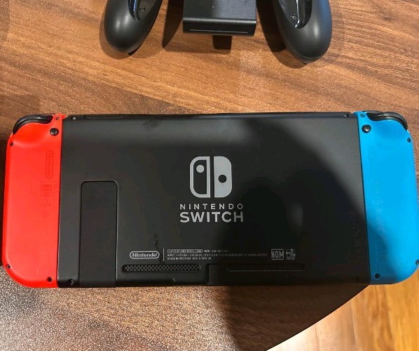 Nintendo Switch HAC-001 Console 32GB w/ Neon Red/Blue Joy-Con & Dock