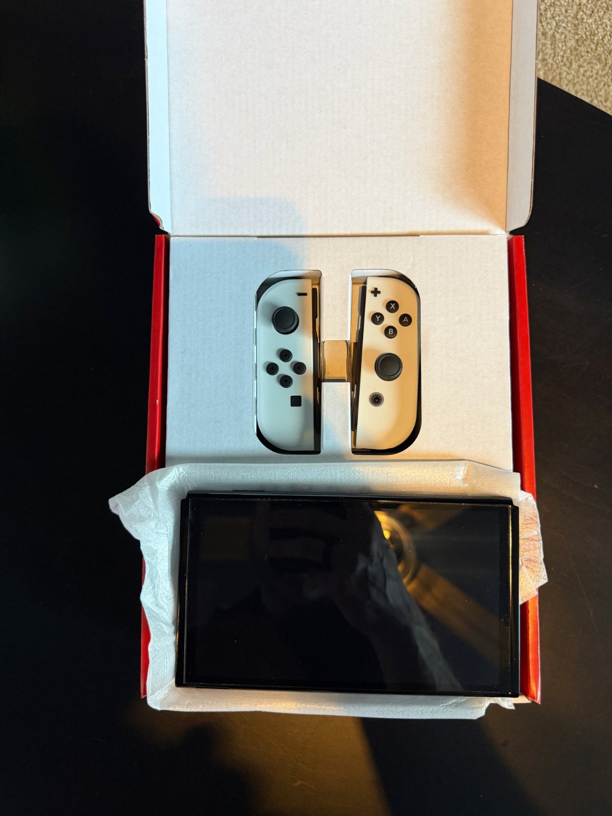 Nintendo Switch OLED White – Complete in Box, Excellent Condition, Adult Owned