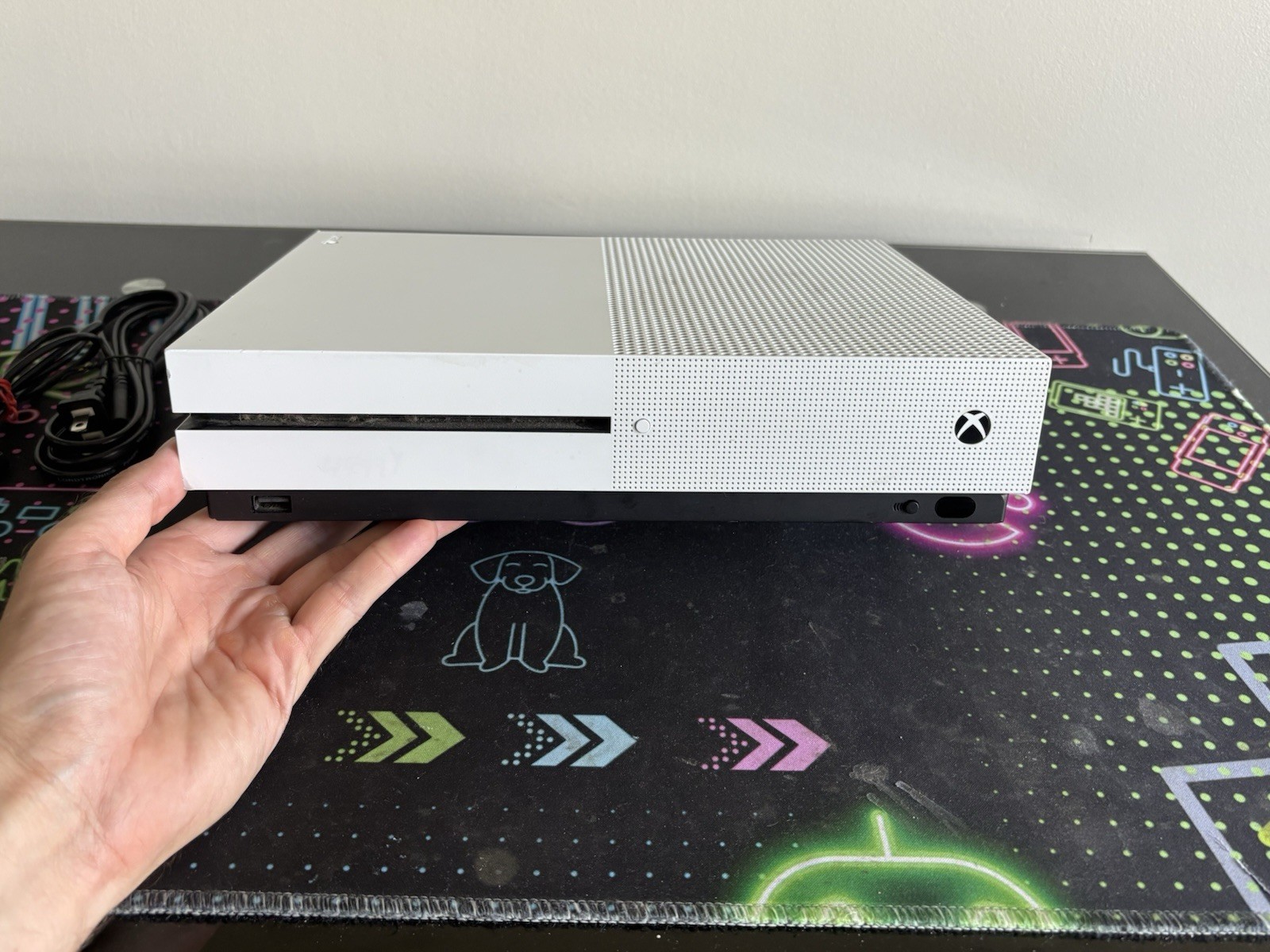Microsoft Xbox One S 500GB White Clean With Controller