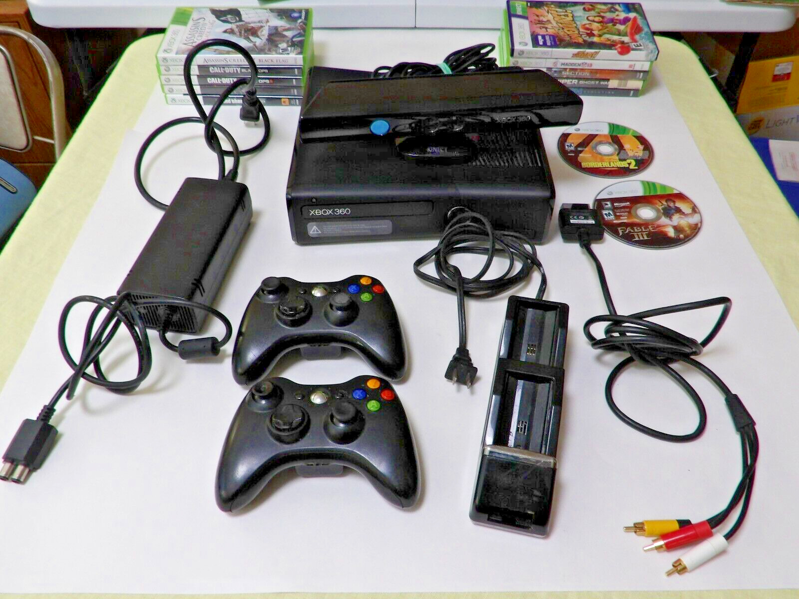 Xbox 360 S Console w/ Cords, Kinect, Controllers, 12 Games READ DESC!