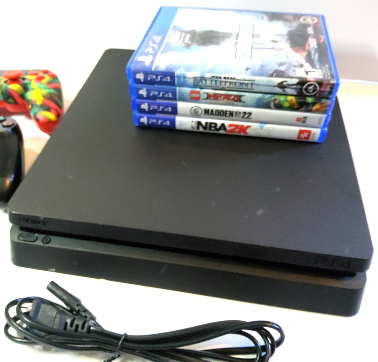 Sony PS4 Slim Console Bundle- 4 Games 2 Controllers Very Good Condition TESTED