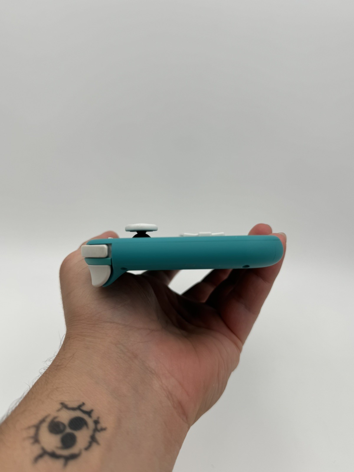 Nintendo Switch Lite Turquoise Teal 32GB Handheld Console W/Carry case