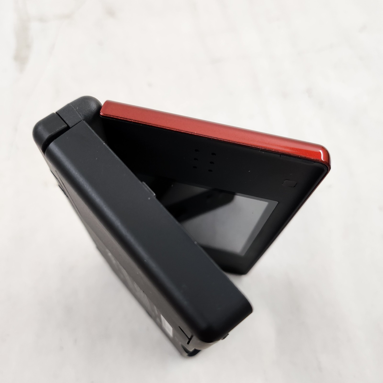 Nintendo DS Lite Crimson + Charger Stylus Games Case Lego Batman Zoo Tycoon