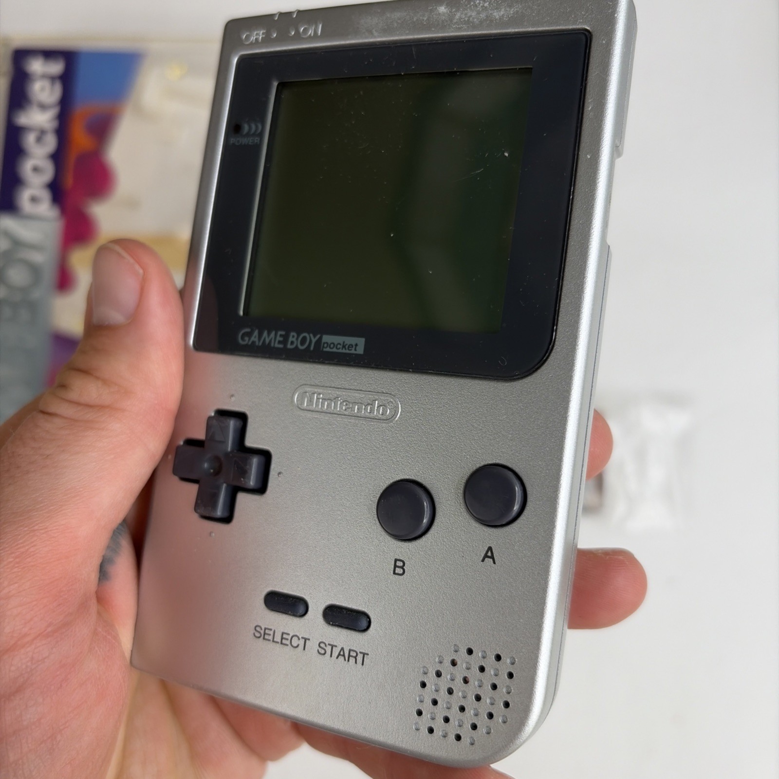 Nintendo Game Boy Pocket Silver Handheld MGB-001 Complete Box CIB Tested