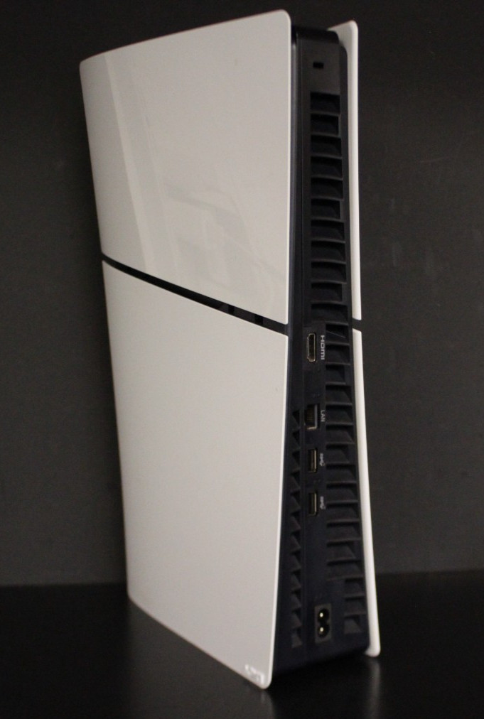 (RI2) Sony PS5 Slim Digital Edition Gaming Console 1TB White CFI-2015