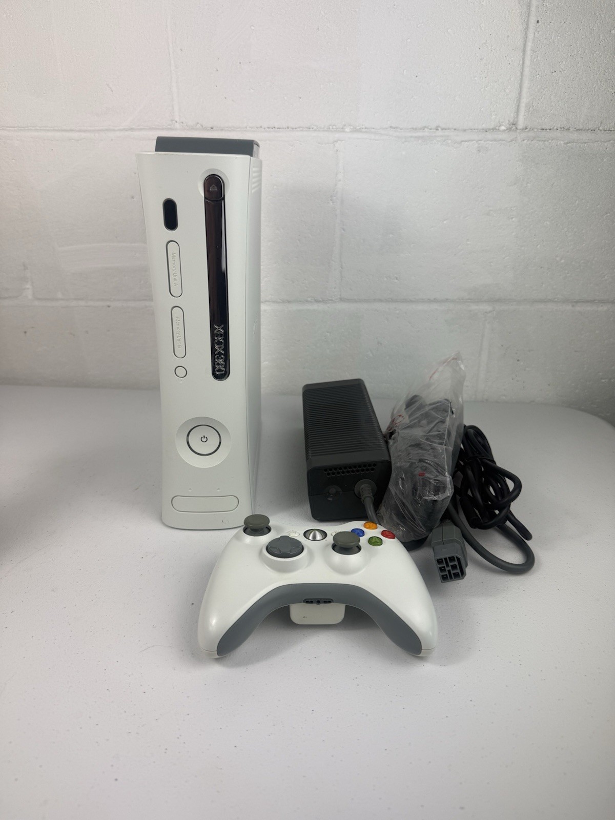 Xbox 360 Console 60GB HDD – Power Cable + Controller