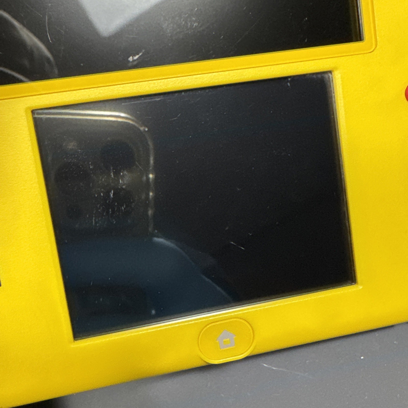Nintendo 2DS Super Mario Maker Ed. Console (FTR-001) Tested + OEM Charger Stylus