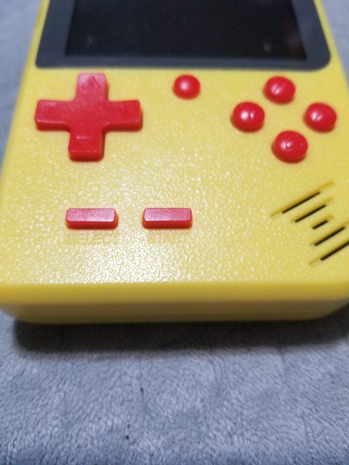 Retro Handheld Game Console 400 In 1 Classic Games 3.0″ Screen Portable Yellow.