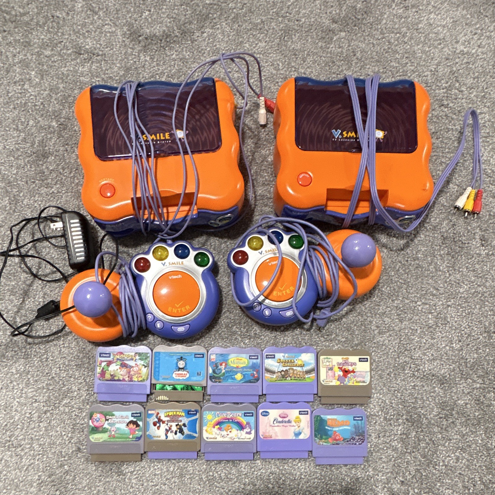 Vtec V. Smile 2 Controllers 2 Consoles 10 Games Charger Included